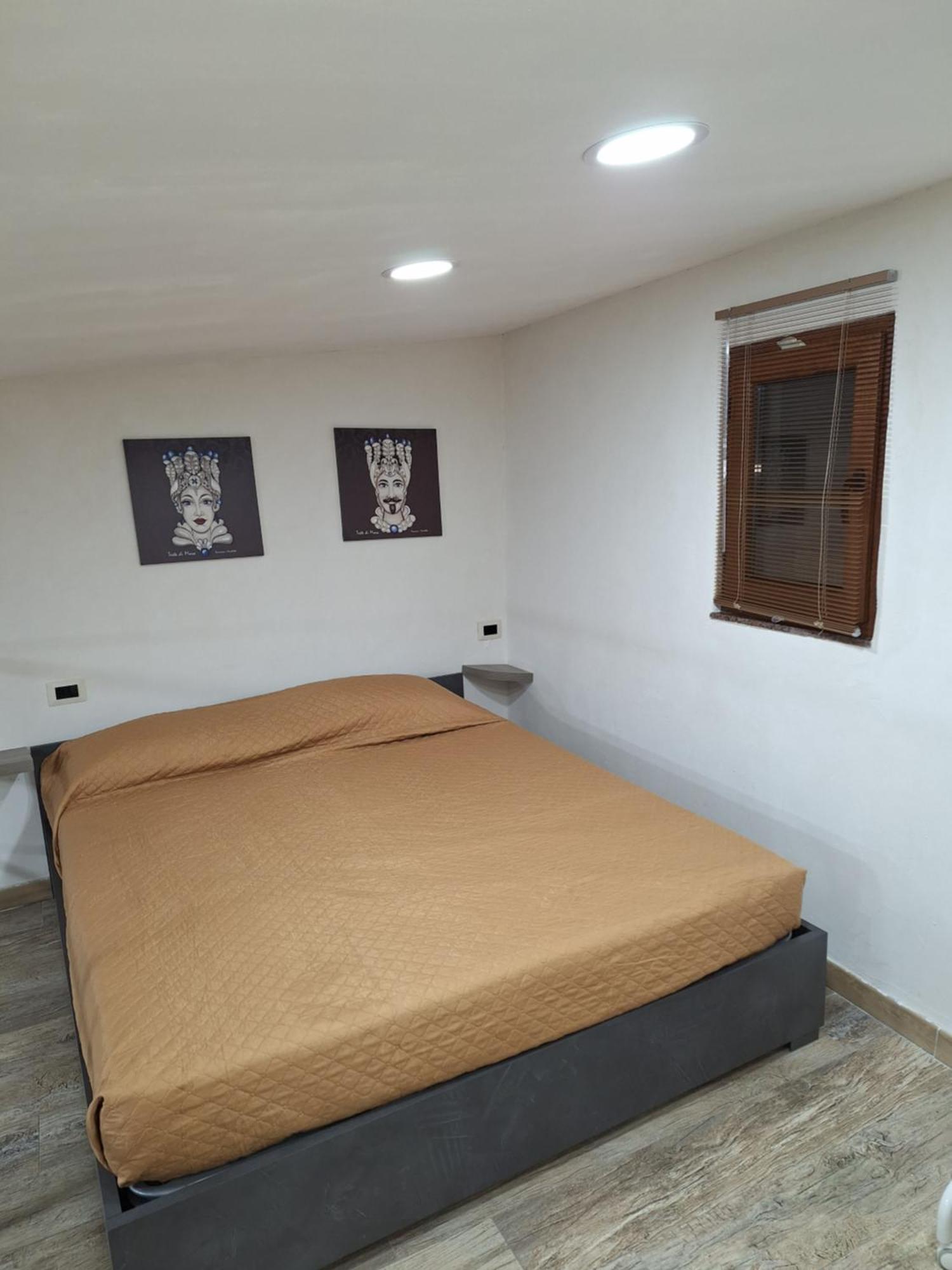 Tapia'S Rooms Big Катания Екстериор снимка
